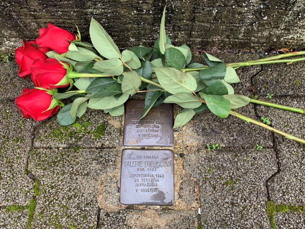 posts/2022-12-22-pamatka-stolpersteine-modrany.jpg